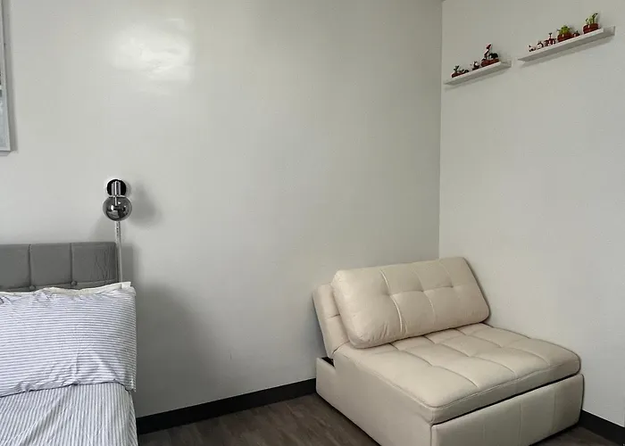 Apartment Great Ambience Nearby Food And Entertainment Outlet *